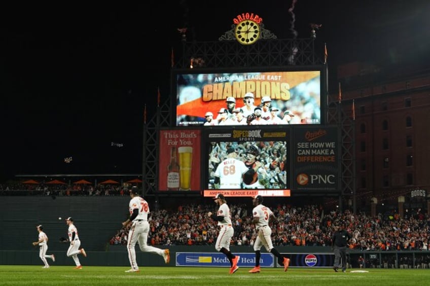 orioles clinch the al east title for first time since 2014 with their 100th win of the season