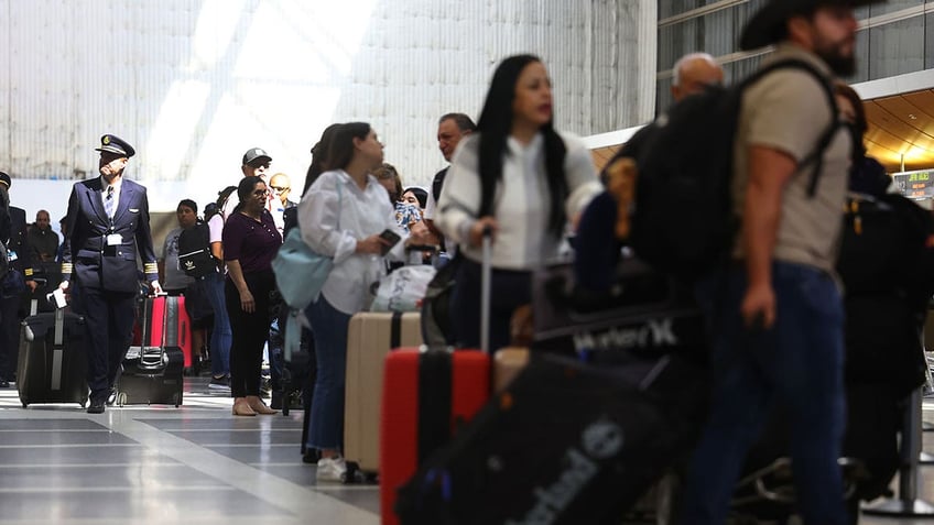 Airport travelers