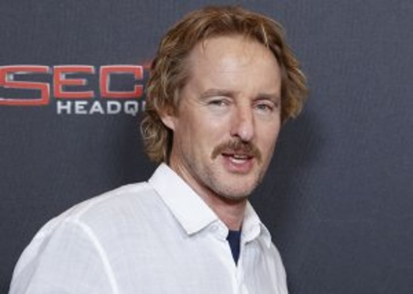 Owen Wilson plays a washed-up golfer in trailer for comedy series 'Stick'