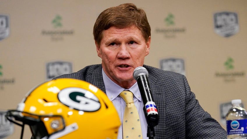 packers ceo suggests hes unsure of jordan loves future says itll take half a season to judge qb