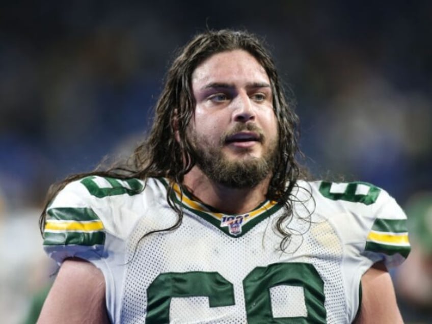 packers david bakhtiari blasted for saying hes not a fan of watching college football