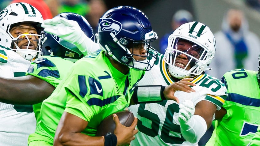 Geno Smith sacked