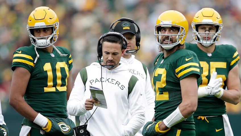 packers legend says it was time for team aaron rodgers to part ways both sides have to be happy