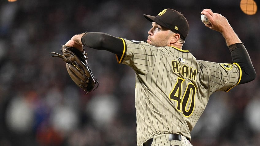 Jason Adam vs Giants