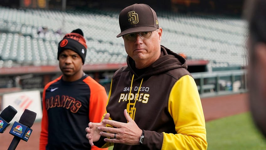 padres name mike shildt as their next manager