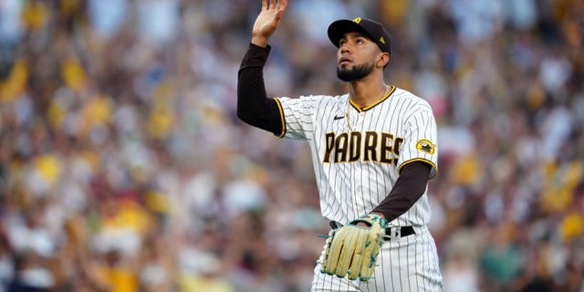 padres robert suarez ejected for sticky substance before throwing single pitch