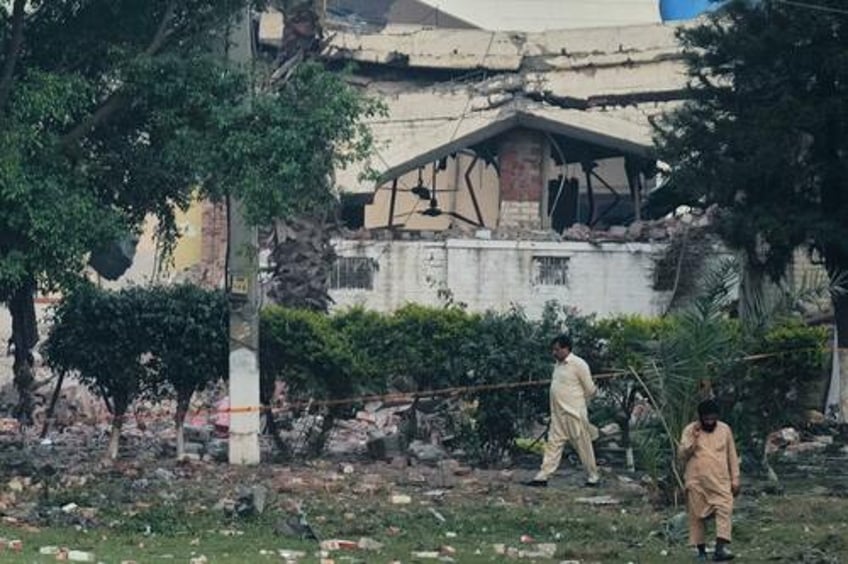 pakistan closes airspace for 48 hours authorizes response to indian attack which ignited inferno in region