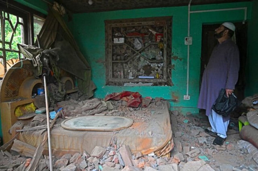 The disputed territory of Kashmir has seen days of artillery firing by both sides since In