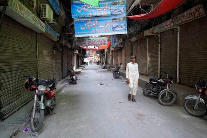 pakistani traders strike countrywide against high inflation and utility bills