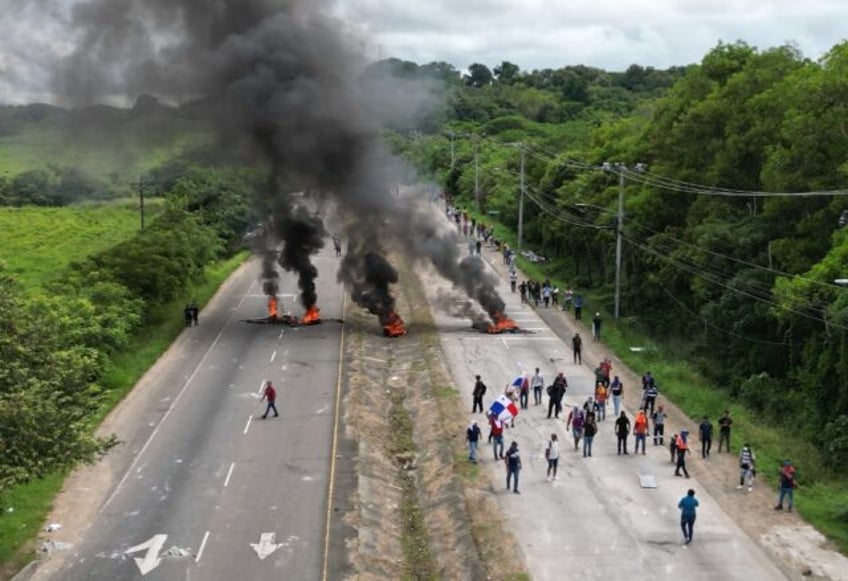 panama police in standoff with anti canadian mine protesters