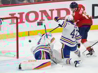 Panthers build and then squander a 3-goal lead against Oilers in Game 4 of Stanley Cup Final