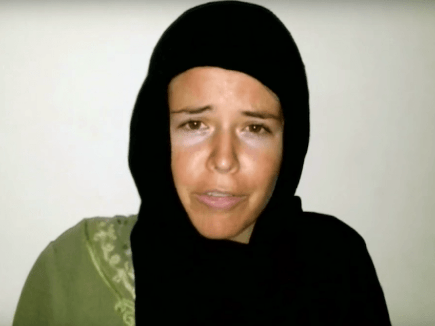 parents of american islamic state sex slave kayla mueller obama failed our daughter