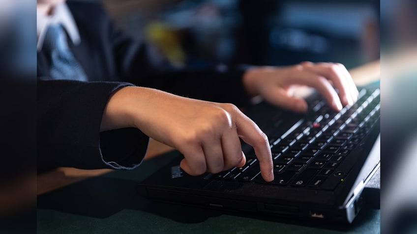 Child using computer