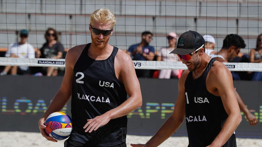 Chase Budinger with teammate Miles Evans