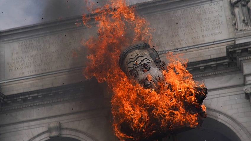 Protesters-gather-for-Israeli-PM-Netanyahu's-address-to-Congress-in-Washington