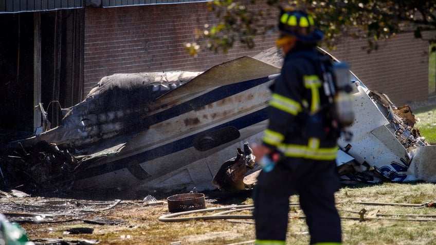 parking brake left engaged ntsb report reveals probable cause of fatal connecticut jet crash