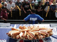 Pat Bertoletti crowned hot dog eating champion amid Joey Chestnut's absence