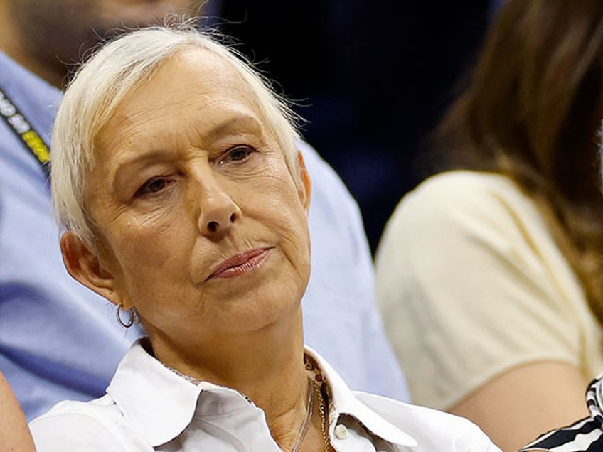 pathetic parody of women martina navratilova rips interior secretarys drag queen video