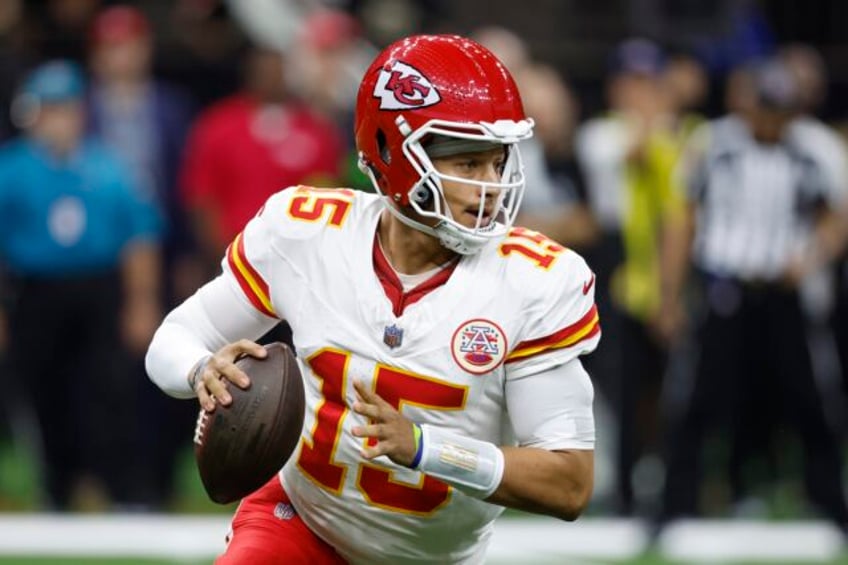 patrick mahomes is unanimous choice by ap for the top spot among nfl quarterbacks