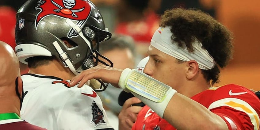 patrick mahomes plans to take page out of tom bradys book on contracts