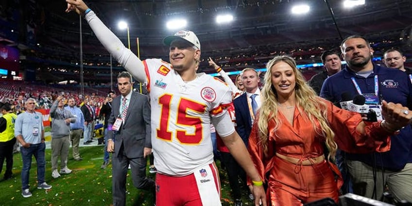 patrick mahomes wife brittanys couples quiz goes viral after misfire