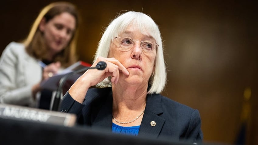 patty murray went from a mom in tennis shoes to second in line for the presidency