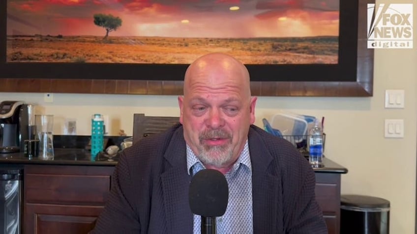 'Pawn Stars' Rick Harrison rips politicians over fentanyl crisis after son’s death: ‘Absolutely disgusting’