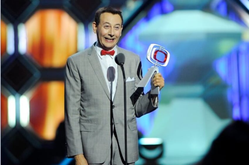 pee wee herman actor paul reubens dies aged 70