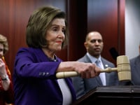 Pelosi calls on Netanyahu to resign, condemns him as 'obstacle' to peace