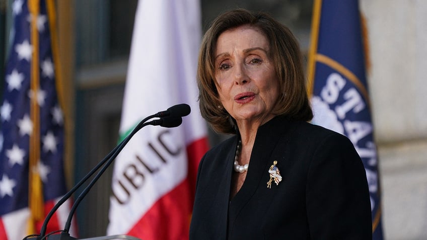 pelosi denies breaking promise to back mccarthy in speakership vote