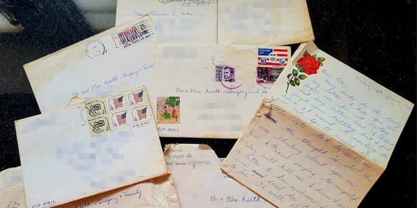 pen pals both 80 meet for the first time after writing letters to each other for 68 years