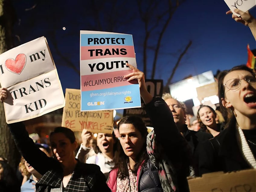 pennsylvania hundreds of students walk out of classes in protest at trans bathrooms