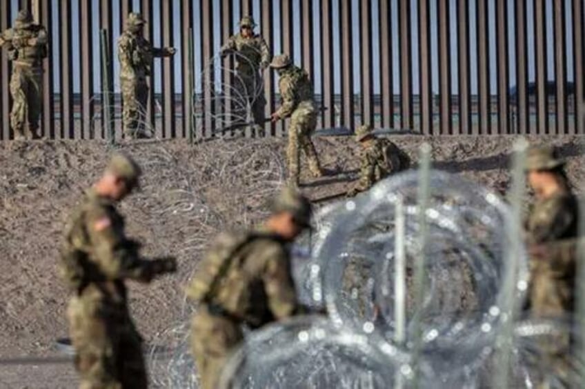 pentagon extends troop deployment at us mexico border through september