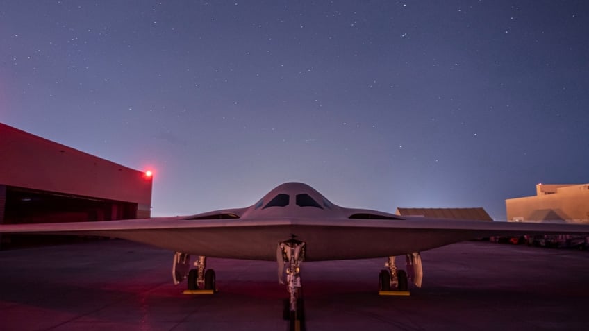 Air Force bomber