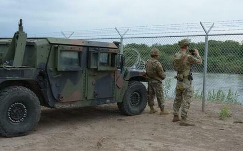 pentagon reportedly deploying 1500 active duty troops to us mexico border 