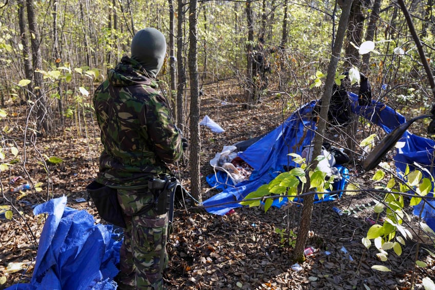 people smugglers arrested after hungary serbia border plagued with migrant gun battles