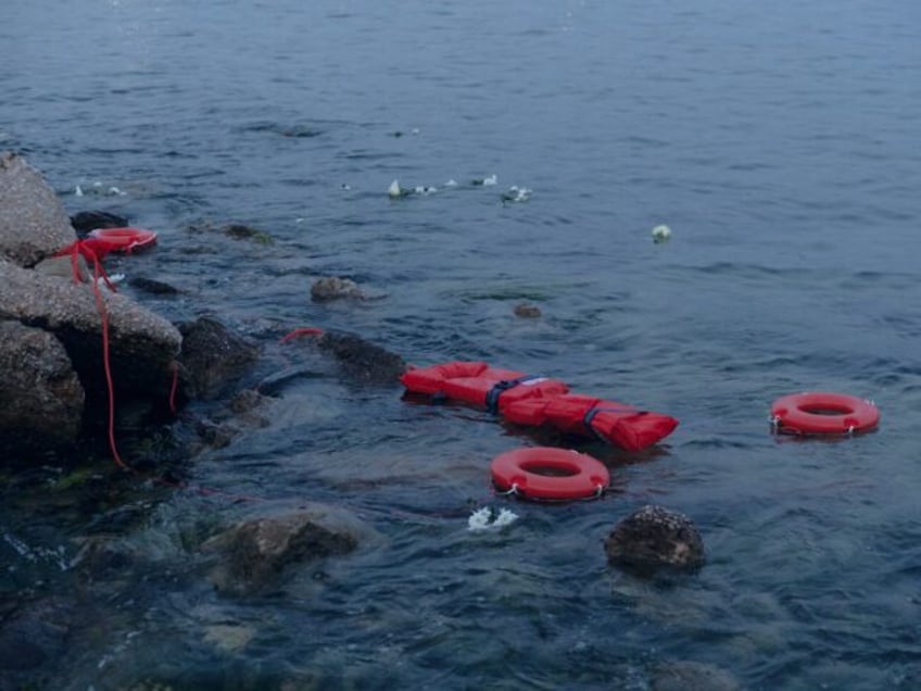 people smugglers kill again four dead as migrant boat sinks of greek island of lesbos