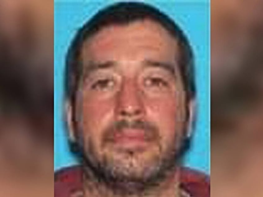 person of interest in maine shootings recently reported hearing voices in his head