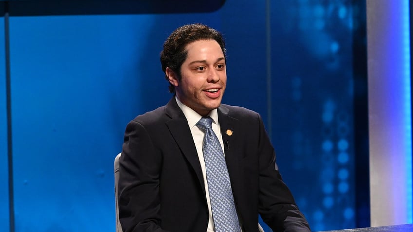 pete davidson ordered to do community service after crashing car into beverly hills home