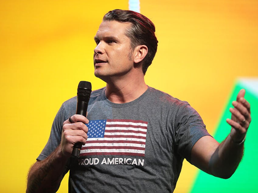 Pete Hegseth speaking with attendees at the 2020 Student Action Summit hosted by Turning P