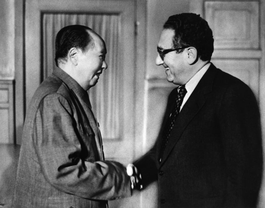 peter schweizer how henry kissinger became an old friend of china who rendered great help to the ccp