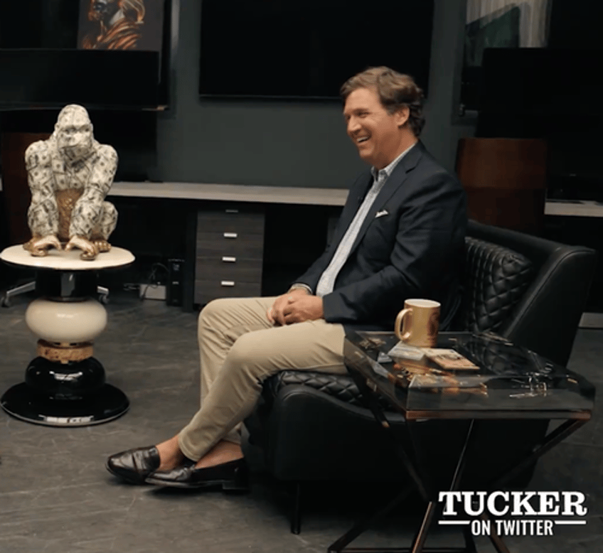 peter thiel and rebekah mercer may invest in tucker carlsons new media empire