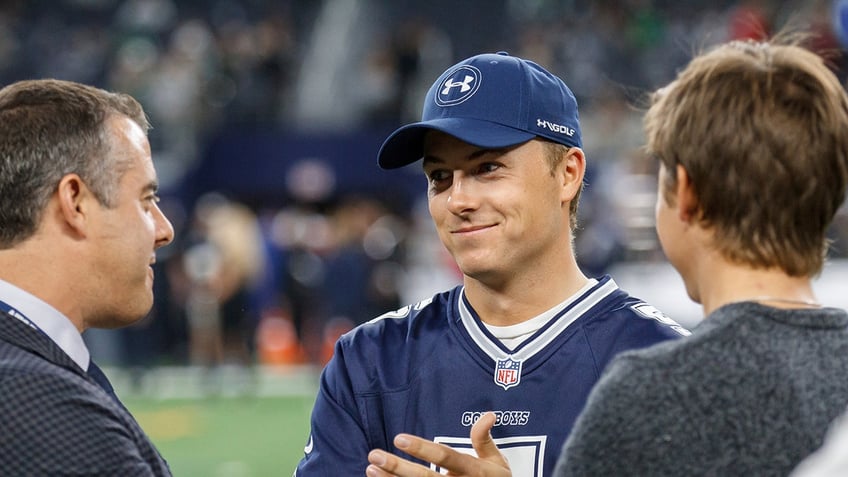 Jordan Spieth speaks at AT&T Stadium