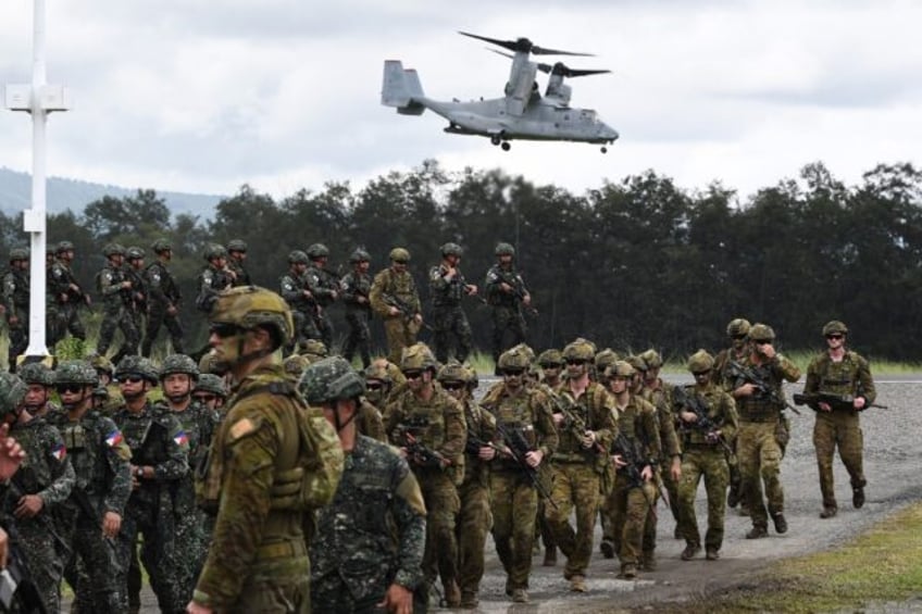 philippine australian troops hold south china sea drills