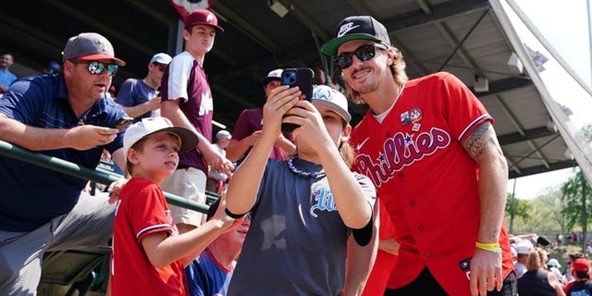 phillies infielder bryson stotts custom bat takes you back to school at little league classic