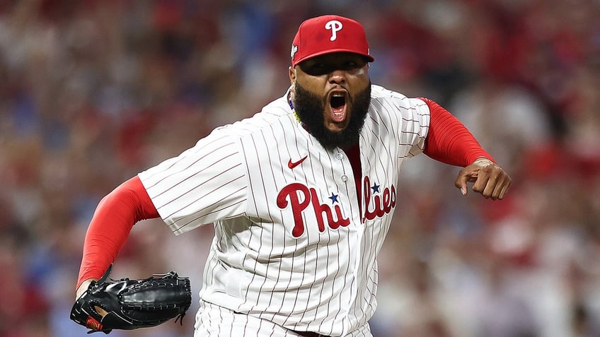 phillies notch double digit hits in game 1 win over marlins in wild card series