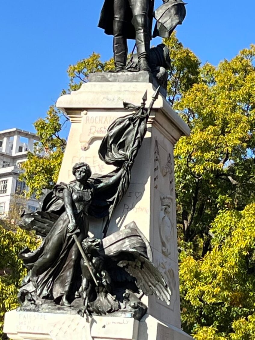 photos anti israel protesters desecrate monuments to american revolution near white house death to the usa