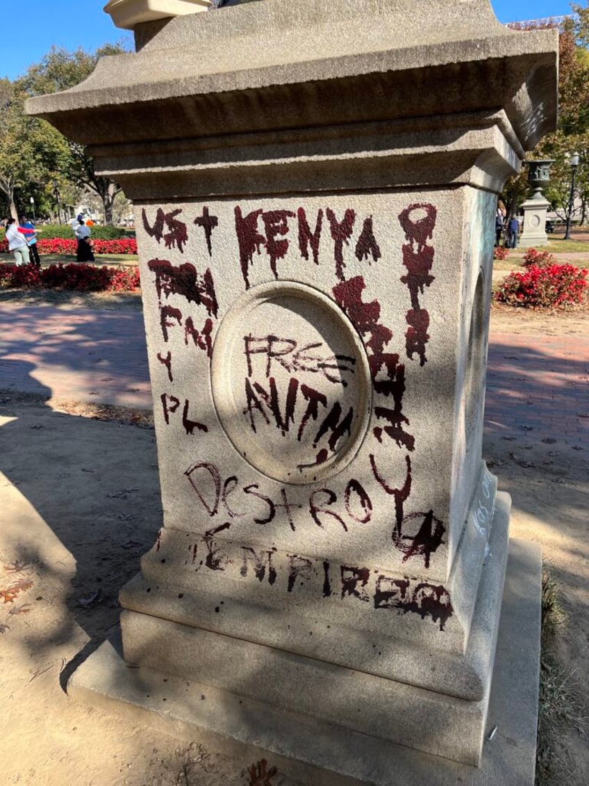 photos anti israel protesters desecrate monuments to american revolution near white house death to the usa