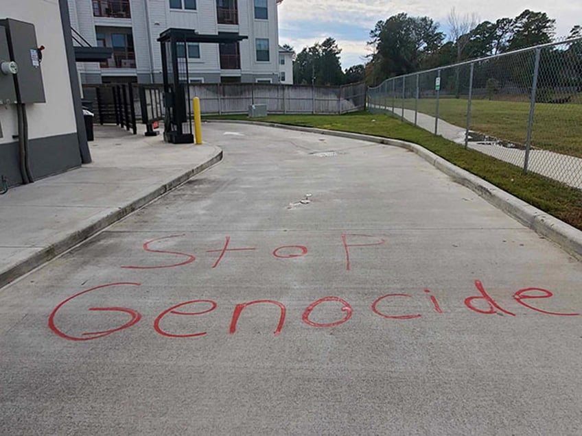 photos houston area starbucks hit with anti israel graffiti stop killing children