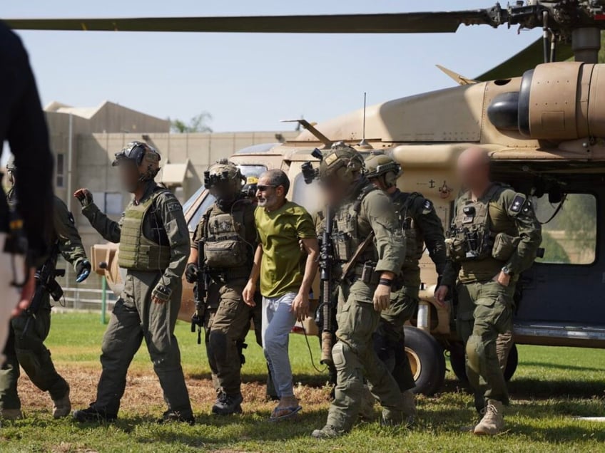 photos idf soldiers rescue arab muslim israeli hostage from gaza